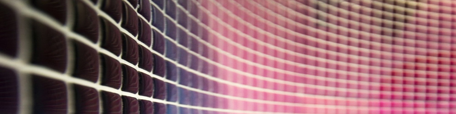 Mosaicos – Installazione di mosaico digitale interattivo eco-sostenibile in un hotel